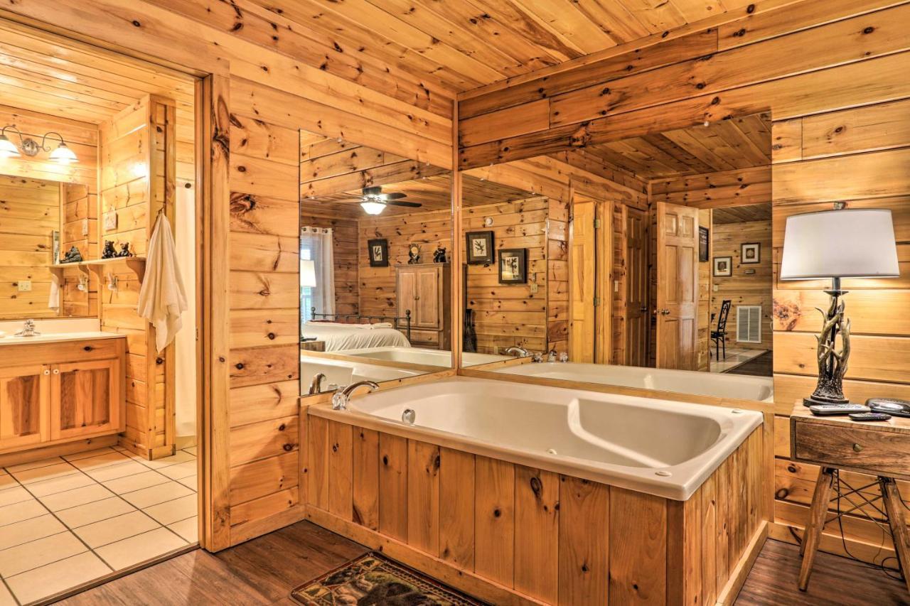 Cabin With Deck And Fireplace Less Than 3 Mi To Dollywood! 鸽子谷 外观 照片