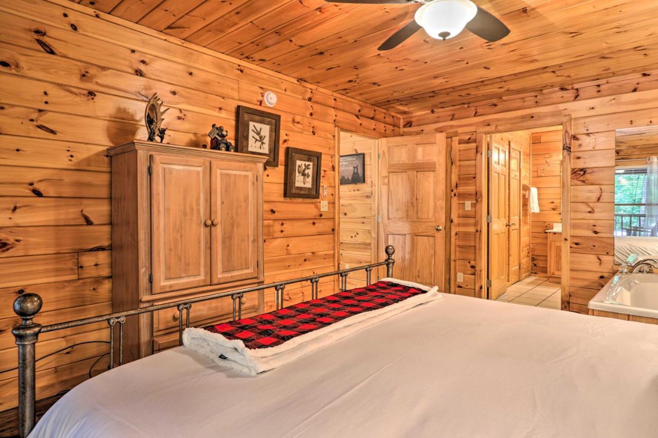 Cabin With Deck And Fireplace Less Than 3 Mi To Dollywood! 鸽子谷 外观 照片