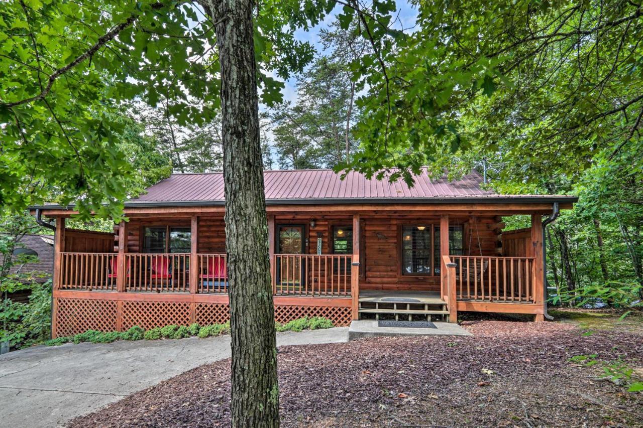 Cabin With Deck And Fireplace Less Than 3 Mi To Dollywood! 鸽子谷 外观 照片